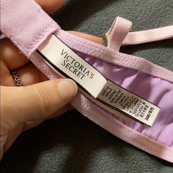 bra - Picture 3 of 3